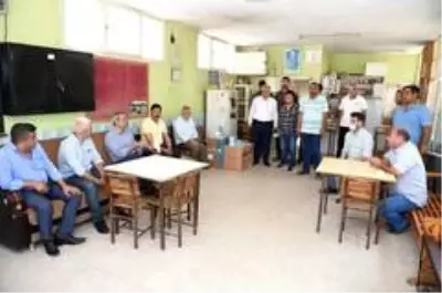 Son dakika haberi... Tarsus'ta oda ve derneklere maske desteği sürüyor Son dakika haberi... Tarsus'ta oda ve derneklere maske desteği sürüyor