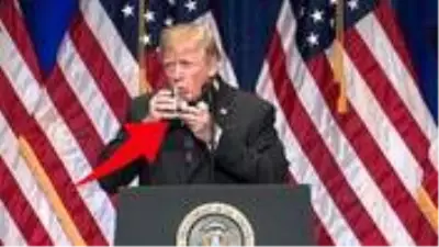 Trump'ın su içerken zor anlar yaşaması, uzmanlar tarafından beyninde sorun olduğu şeklinde yorumlandı