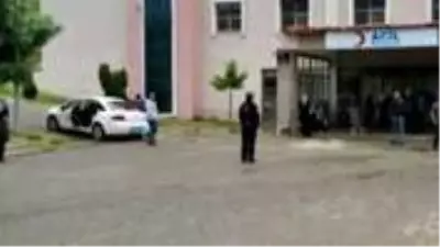 Son Dakika: Depremde bir karakolun gözetleme kulesi yıkıldı! 3 güvenlik görevlisi yaralandı Son Dakika: Depremde bir karakolun gözetleme kulesi yıkıldı! 3 güvenlik görevlisi yaralandı