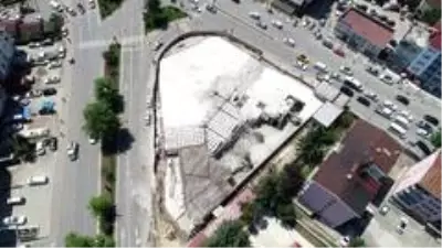 1 kişinin öldüğü, 8 kişinin yaralandığı otel inşaatındaki göçük havadan görüntülendi
