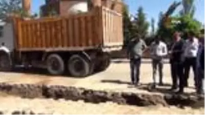 Ahlat'ta doğalgaz çalışmaları başladı Ahlat'ta doğalgaz çalışmaları başladı