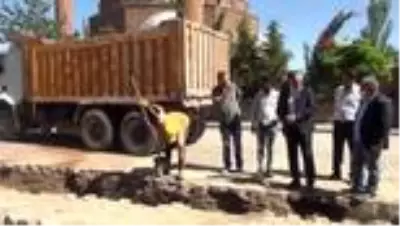 Ahlat'ta doğalgaz çalışmaları başladı Ahlat'ta doğalgaz çalışmaları başladı