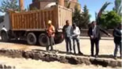 Ahlat'ta doğalgaz çalışmaları başladı Ahlat'ta doğalgaz çalışmaları başladı