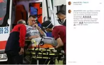Alex'ten Muslera paylaşımı: Kardeşim, Allah seni korusun ve güç versin Alex'ten Muslera paylaşımı: Kardeşim, Allah seni korusun ve güç versin