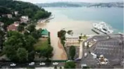 Beykoz'da yağmur sonrası İstanbul Boğazı'na çamurlu su aktı Beykoz'da yağmur sonrası İstanbul Boğazı'na çamurlu su aktı