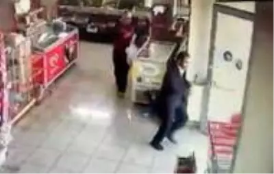 Bingöl'de bazı evlerde hasara yol açan ikinci depremden yeni görüntüler