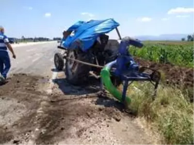 Son Dakika | Devrilen traktörün sürücüsü yaralandı Son Dakika | Devrilen traktörün sürücüsü yaralandı