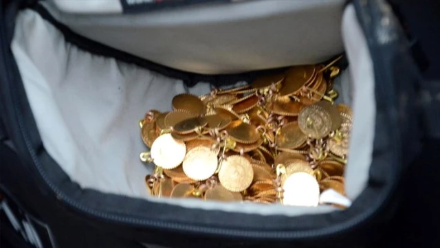 İçinde 3 kilo altın olan çantayı trende unuttu! Polis her yerde sahibini arıyor