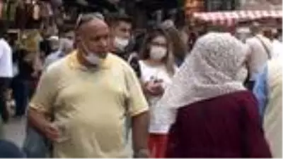 Kontrollü normalleşme sürecinde Eminönü tıklım tıklım Kontrollü normalleşme sürecinde Eminönü tıklım tıklım
