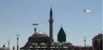 Hacı Ahmet Özdemir: Mevlana Müzesi'ndeki yeşil kubbenin çinileri 60 yıl sonra yenileniyor Hacı Ahmet Özdemir: Mevlana Müzesi'ndeki yeşil kubbenin çinileri 60 yıl sonra yenileniyor