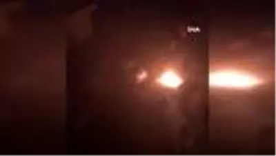 Motor kısmından alev alan otomobil küle döndü