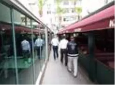 Son Dakika: Normalleşme kapsamında İstanbul'un 39 ilçesinde; lokanta, kafe ve kıraathaneler her gün denetlenecek Son Dakika: Normalleşme kapsamında İstanbul'un 39 ilçesinde; lokanta, kafe ve kıraathaneler her gün denetlenecek