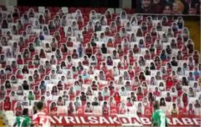 Süper Lig: Sivasspor: 1 Denizlispor: 0 (İlk yarı) Süper Lig: Sivasspor: 1 Denizlispor: 0 (İlk yarı)