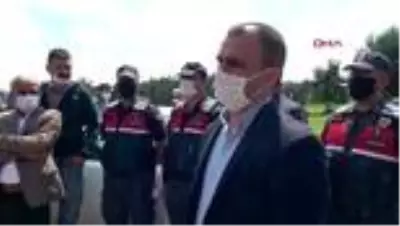 Bolu'da yaylalarda izinsiz çekilen tel örgü ve çitler yıkıldı Bolu'da yaylalarda izinsiz çekilen tel örgü ve çitler yıkıldı