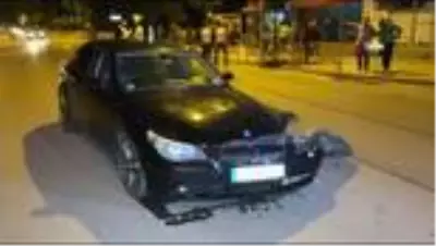 Düzce kent merkezinde 3 aracın karıştığı zincirleme trafik kazası meydana geldi: 3 yaralı