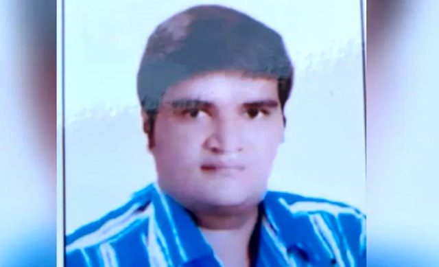 Hindistan'da bir kişi, ailesinin sigortadan para alabilmesi için kendini öldürttü