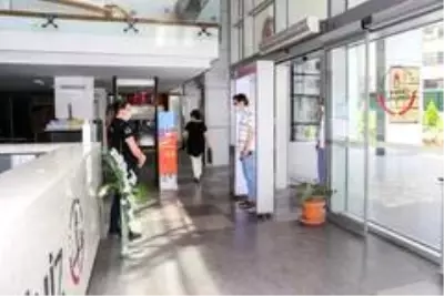 İzmir Milli Eğitim Müdürlüğünden sensörlü dezenfektan