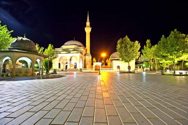 Siirt'in meşhur yemekleri nelerdir? Siirt'te görülmesi gereken yerler nerelerdir? Siirt ili detayları