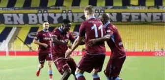 Abdülkadir Ömür: Trabzonspor, Fenerbahçe'yi 3-1 yenerek Türkiye Kupası'nda finale yükseldi Abdülkadir Ömür: Trabzonspor, Fenerbahçe'yi 3-1 yenerek Türkiye Kupası'nda finale yükseldi
