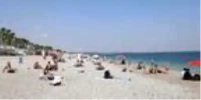 Son dakika haberleri: Antalya'da maske ve fiziki mesafe unutuldu Son dakika haberleri: Antalya'da maske ve fiziki mesafe unutuldu
