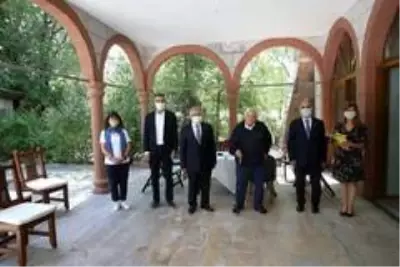 Başkan Büyükkılıç, Vali Günaydın ile birlikte Kayseri'nin Faruk Molu'yu ziyaret etti Başkan Büyükkılıç, Vali Günaydın ile birlikte Kayseri'nin Faruk Molu'yu ziyaret etti