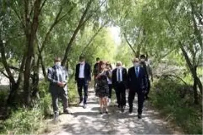 Başkan Büyükkılıç, Vali Günaydın ile birlikte Kayseri'nin Faruk Molu'yu ziyaret etti Başkan Büyükkılıç, Vali Günaydın ile birlikte Kayseri'nin Faruk Molu'yu ziyaret etti