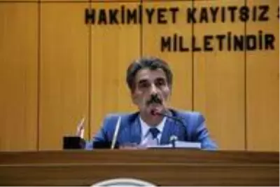 BBP'den, AK Parti'den CHP'ye üye transferi iddiası BBP'den, AK Parti'den CHP'ye üye transferi iddiası