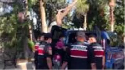 Katil zanlısı 18 yıl kaçtı, ehliyet değiştirmek isteyince yakalandı Katil zanlısı 18 yıl kaçtı, ehliyet değiştirmek isteyince yakalandı