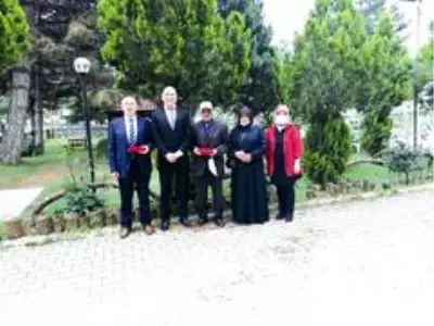 Kıbrıs gazilerine madalya Kıbrıs gazilerine madalya