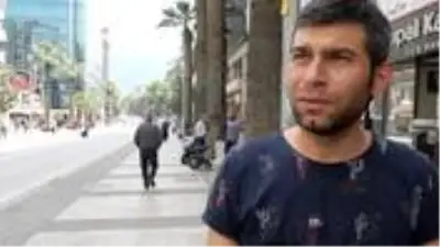 'Korona beni bulsun' diyen vatandaş tehlikenin farkına vardı! Artık maske ve siperlikle dolaşıyor 'Korona beni bulsun' diyen vatandaş tehlikenin farkına vardı! Artık maske ve siperlikle dolaşıyor