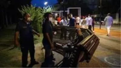 Manavgat Irmağı'nda sürüklenen kadın, suya atlayan bir genç tarafından kurtarıldı Manavgat Irmağı'nda sürüklenen kadın, suya atlayan bir genç tarafından kurtarıldı