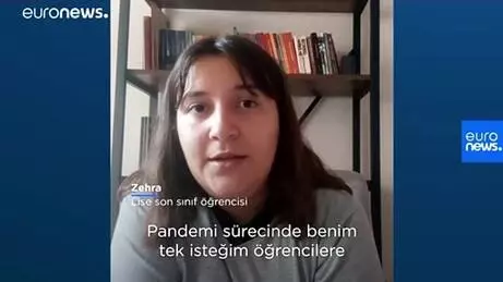#ÖğrencilerinHayatıÖnemli: Türkiye'de öğrenciler üniversite sınavının ertelenmesini istiyor #ÖğrencilerinHayatıÖnemli: Türkiye'de öğrenciler üniversite sınavının ertelenmesini istiyor