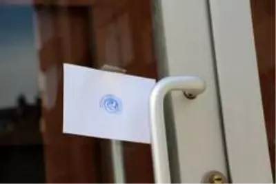 Oltu Ülkü Ocakları Oltu'da iş yerlerine siftah parası dağıttı Oltu Ülkü Ocakları Oltu'da iş yerlerine siftah parası dağıttı