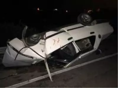 Kontrolden çıkan otomobil takla attı, sürücü yaralı kadını bırakıp kaçtı Kontrolden çıkan otomobil takla attı, sürücü yaralı kadını bırakıp kaçtı