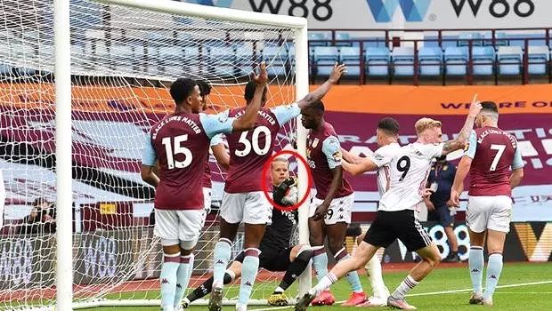 Premier Lig'de Aston Villa-Sheffield United maçında gol ...