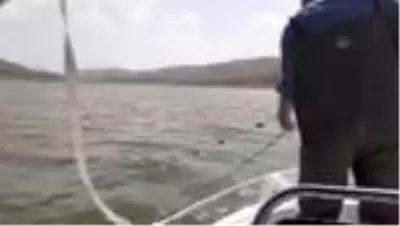 Selevir Gölü’nde kaçak balık avlamada kullanılan 3 bin metre ağ ele geçirildi - AFYONKARAHİSAR