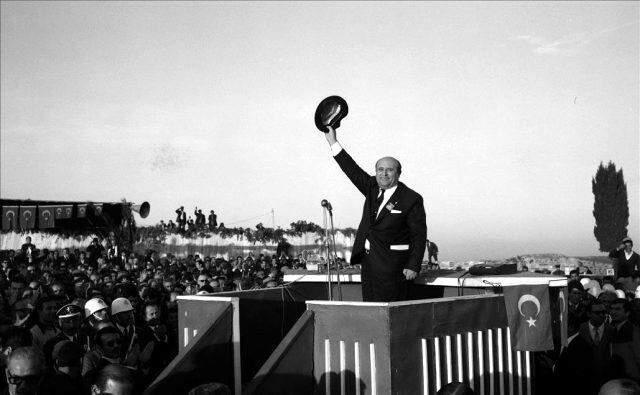 Süleyman Demirel kimdir? Süleyman Demirel'in siyasi kariyeri nedir? Süleyman Demirel hayatı ve biyografisi! Süleyman Demirel'in biyografisi! Süleyman Demirel kimdir? Süleyman Demirel'in siyasi kariyeri nedir? Süleyman Demirel hayatı ve biyografisi! Süleyman Demirel'in biyografisi!