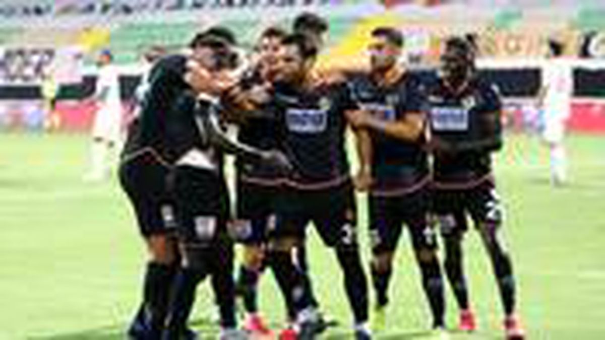 Alanyaspor, Antalyaspor'u 4-0 mağlup etti