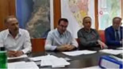 İYİ Partili Gökçeada Belediye Başkanı Ünal Çetin, CHP'ye açtı ağzını, yumdu gözünü İYİ Partili Gökçeada Belediye Başkanı Ünal Çetin, CHP'ye açtı ağzını, yumdu gözünü