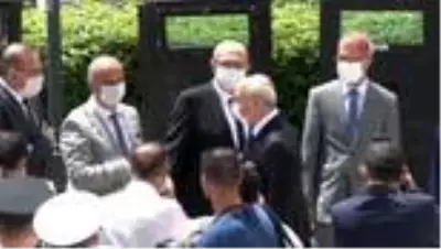 İzmir'in yeni valisi Köşger göreve başladı İzmir'in yeni valisi Köşger göreve başladı