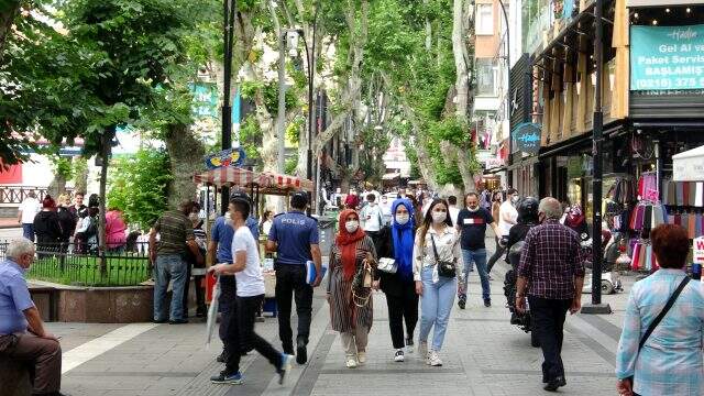Maske takmayan vatandaş: 'Ben de sağlıkçıyım inanın çalışırken bile takmıyorum'