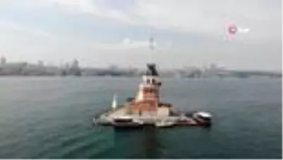 Sahil Güvenlik Komutanlığı'ndan Kız Kulesi'nde dev pankartlı kutlama Sahil Güvenlik Komutanlığı'ndan Kız Kulesi'nde dev pankartlı kutlama