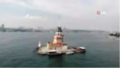 Sahil Güvenlik Komutanlığı'ndan Kız Kulesi'nde dev pankartlı kutlama Sahil Güvenlik Komutanlığı'ndan Kız Kulesi'nde dev pankartlı kutlama