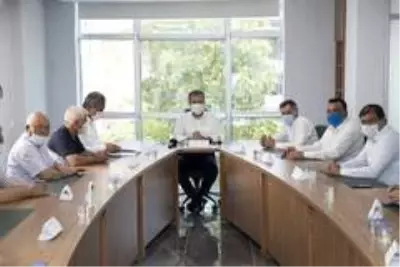 Seçer: Seçer: