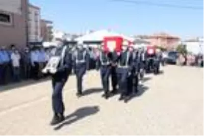 Silopi şehitleri, Kürtçe ağıtlarla son yolculuklarına uğurlandı Silopi şehitleri, Kürtçe ağıtlarla son yolculuklarına uğurlandı