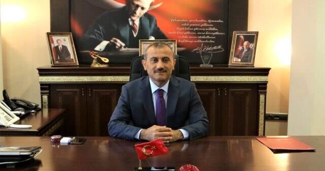 Tuncay Sonel kimdir? Tuncay Sonel kaç yaşında ve nereli? Tuncay Sonel hayatı ve biyografisi! Sevilen vali Tuncay Sonel!