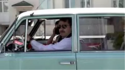 Sivas Valisi programlarına Murat 124 ile gitti, görenler şaşkınlarını gizleyemedi Sivas Valisi programlarına Murat 124 ile gitti, görenler şaşkınlarını gizleyemedi