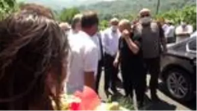 Yarım asırlık mutluluklarını tiyatro ile anlattılar