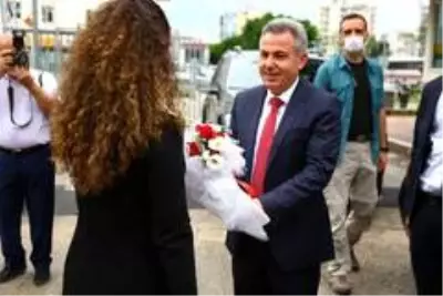Adana Valisi Süleyman Elban göreve başladı Adana Valisi Süleyman Elban göreve başladı