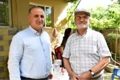 Başkan Kaya'dan şehit babalarına Babalar Günü ziyareti Başkan Kaya'dan şehit babalarına Babalar Günü ziyareti